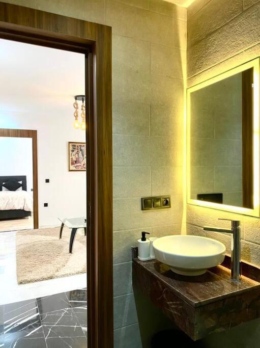 Lila Marrakech Daire Marakeş Dış mekan fotoğraf